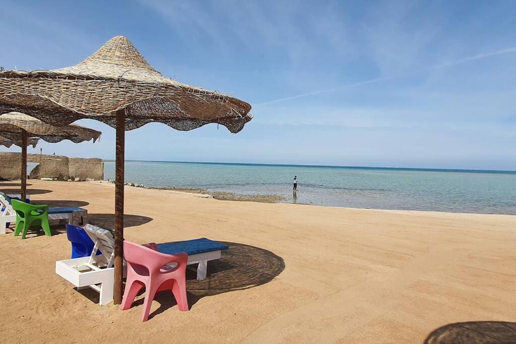 הורגהדה Casablanca Beach Direct Sea View Tow Bedroom Apartment מראה חיצוני תמונה