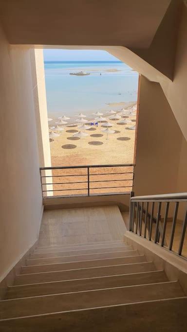 הורגהדה Casablanca Beach Direct Sea View Tow Bedroom Apartment מראה חיצוני תמונה