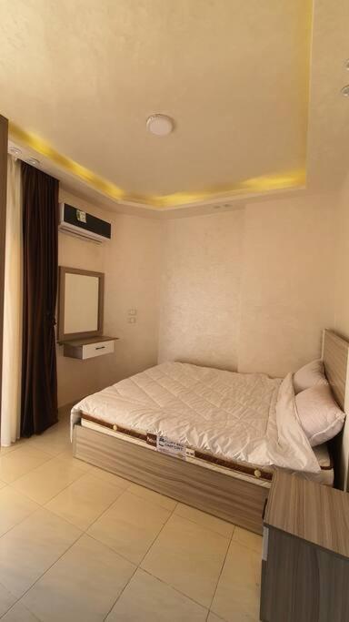 הורגהדה Casablanca Beach Direct Sea View Tow Bedroom Apartment מראה חיצוני תמונה